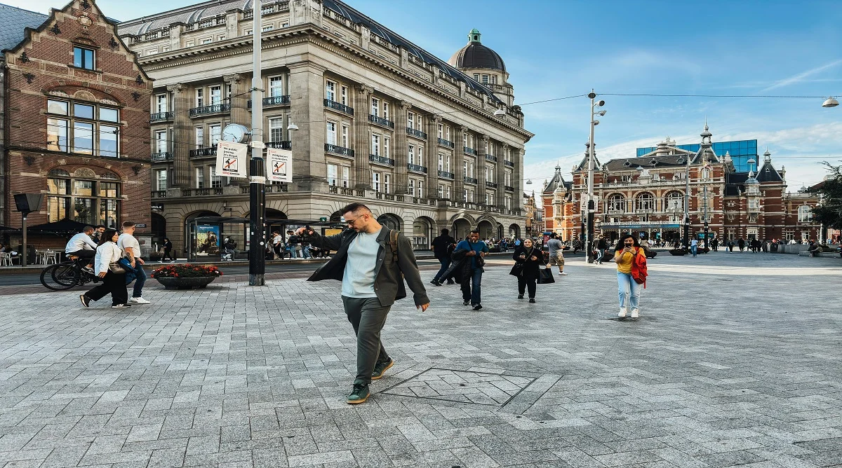 local-awareness habits for travelers moving respectfully through a public square abroad