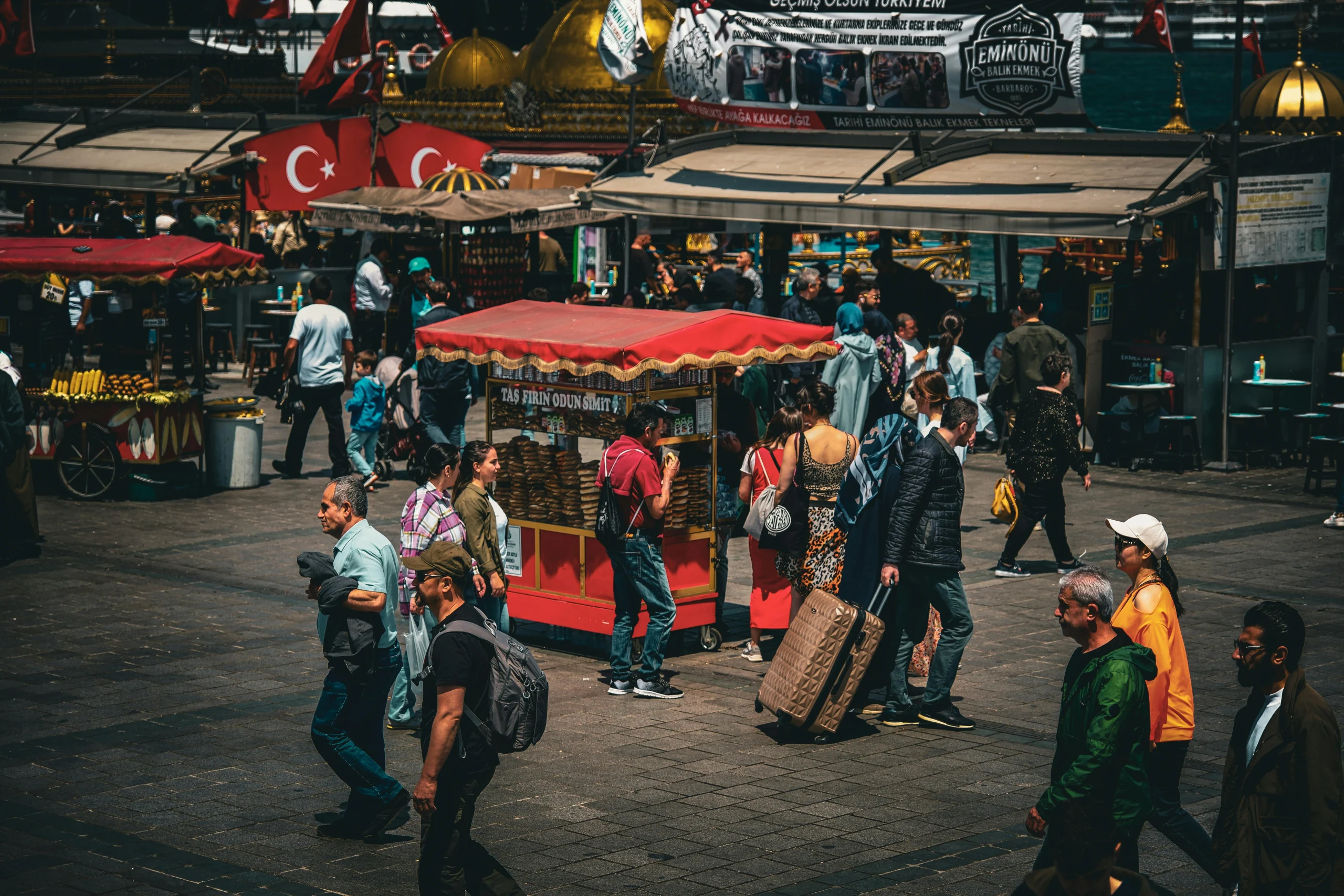 everyday travel habits for respectful visitors moving through a busy public area abroad