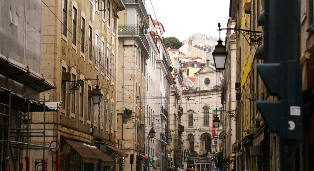 pexels-photo-18285769-scaled What First-Time Visitors Should Know About Lisbon Before They Go