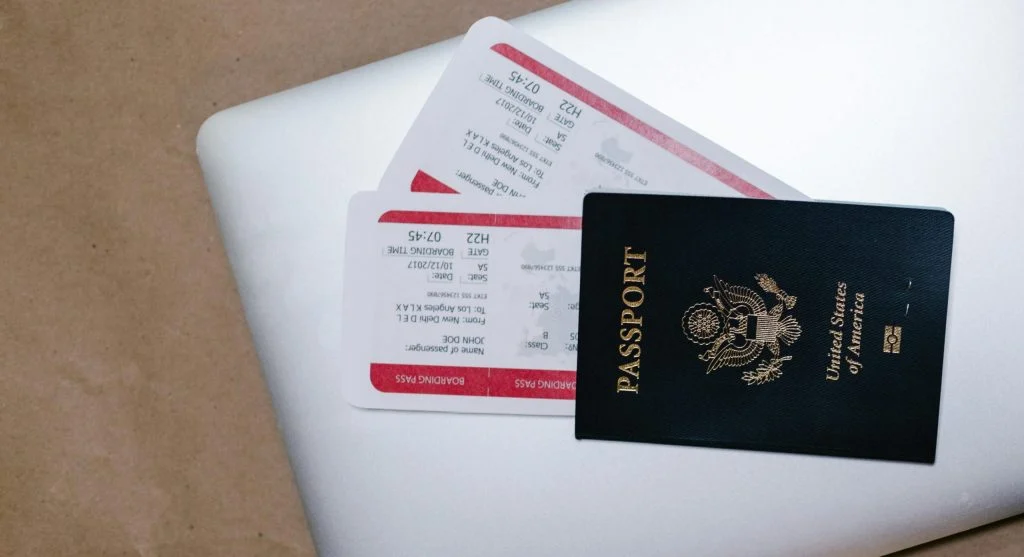 pexels-photo-7310015-1-scaled 8 Budget Airline Habits That Help Travelers Keep More of Their Money for the Trip