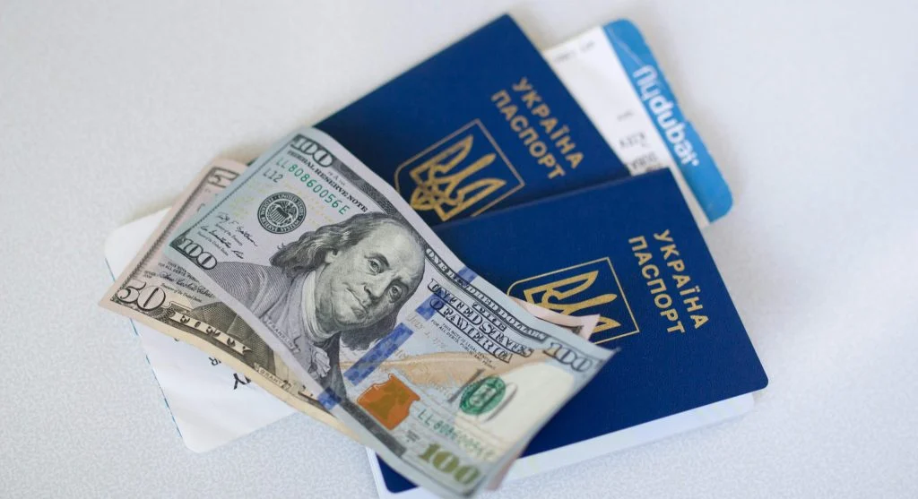pexels-photo-8061992-scaled 8 International Travel Checklist Habits That Help Travelers Avoid Preventable Problems